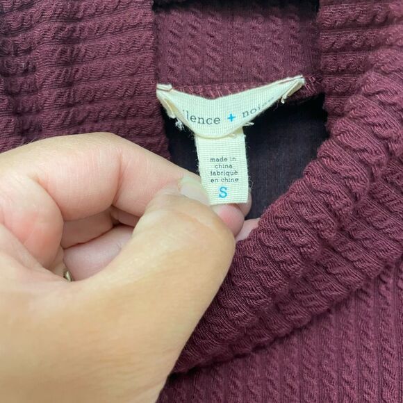 Silence + Noise Jodi Maroon Mock Neck Ribbed Bodycon Holiday Midi Dress SZ S - Picture 7 of 8